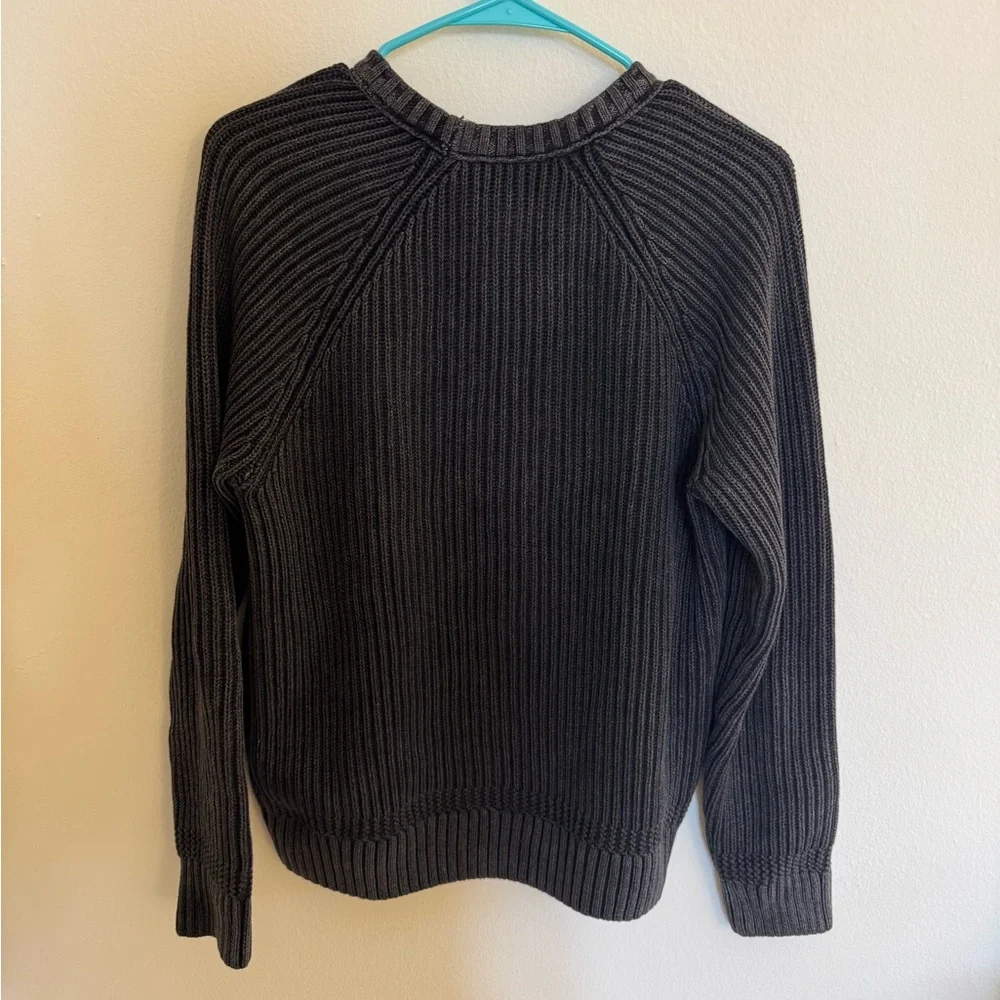 Abercrombie & Fitch Charcoal Ribbed Sweater in Size Small - Picture 6 of 8